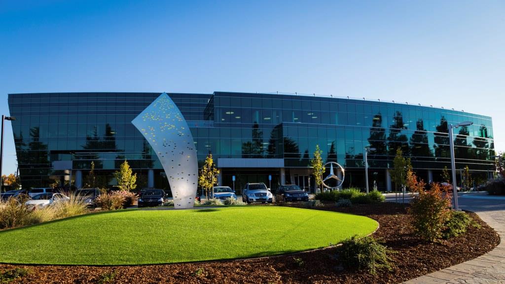 mercedes-benz-in-silicon-valley_m