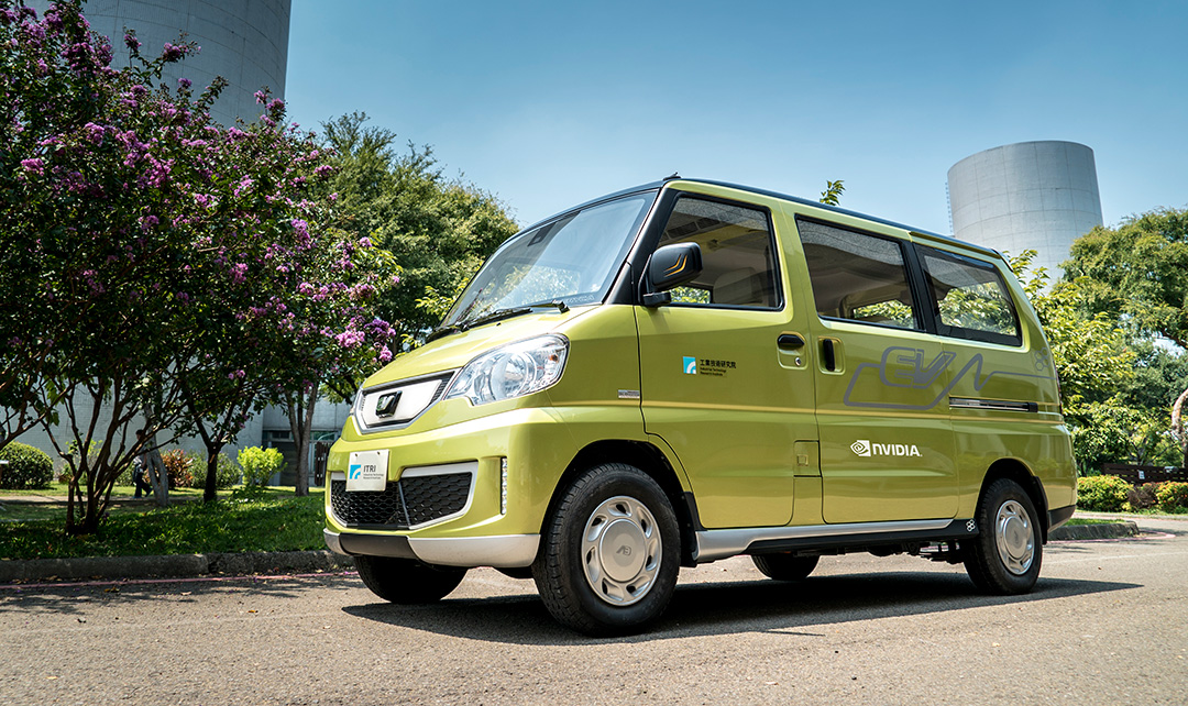 itri-autonomous-vehicles-robots_m