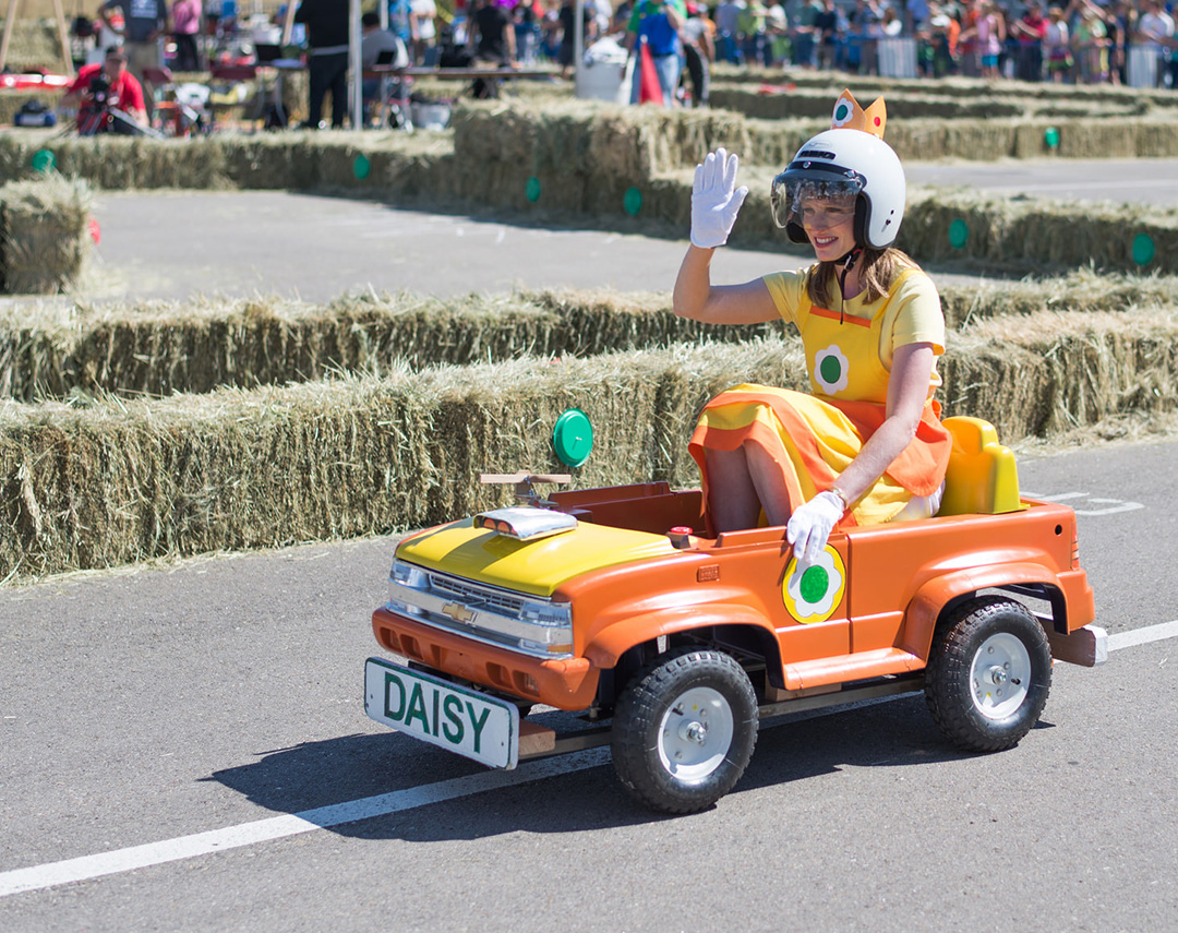 how-ai-turns-kiddie-cars-autonomous-racers_m