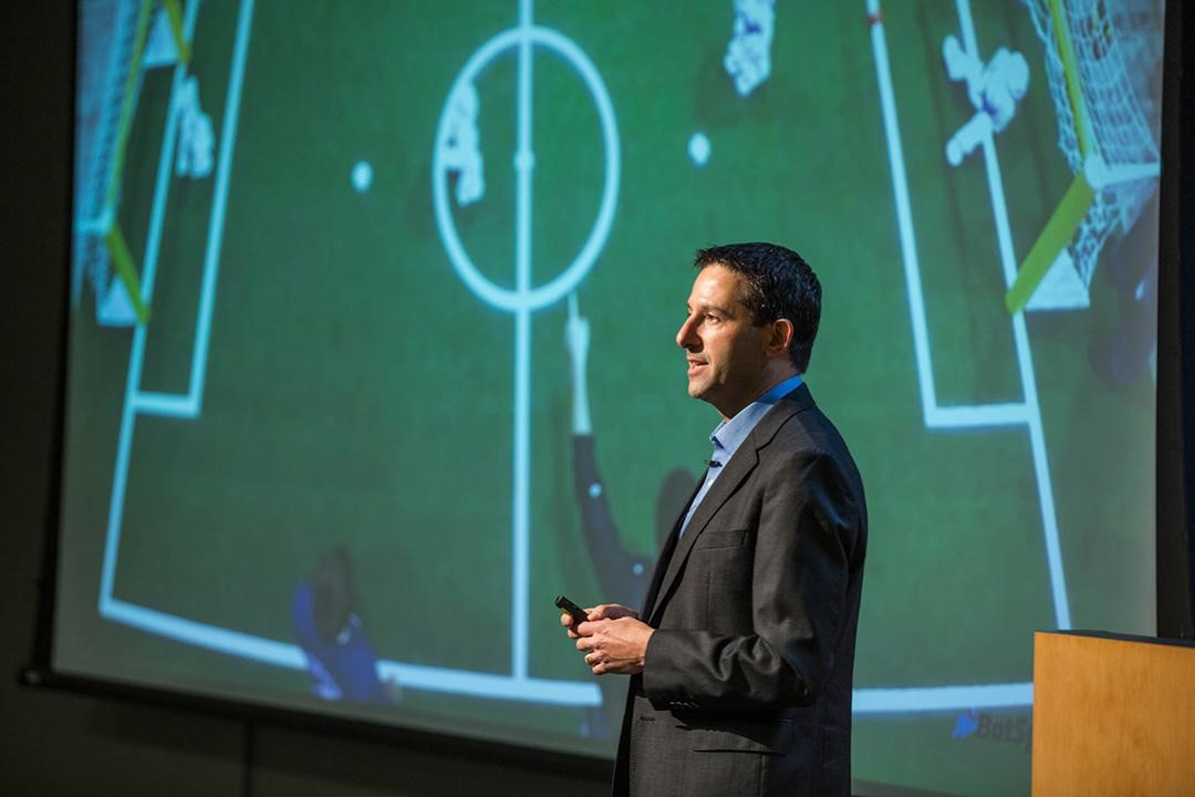 reinforcement-learning-key-to-championship-soccer-robots-robotics-pioneer-explains_m