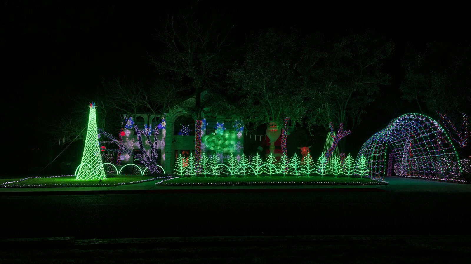 nvidia-logo-aglow-holiday-lights_m