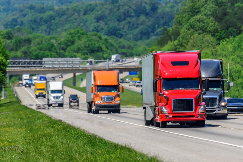 28-gtc-logistics-trucking_m