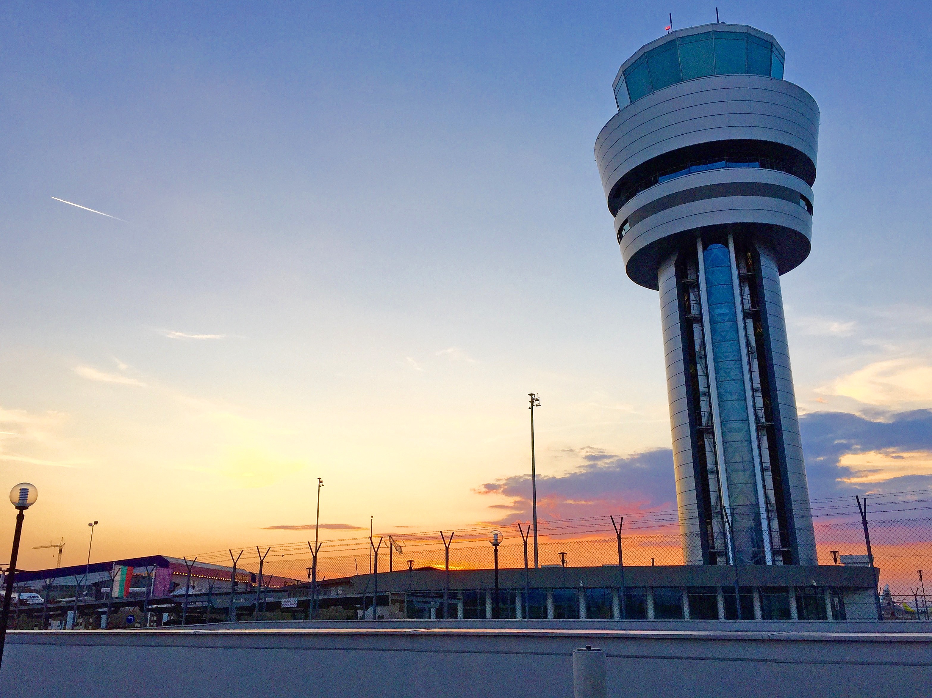 control-tower_m