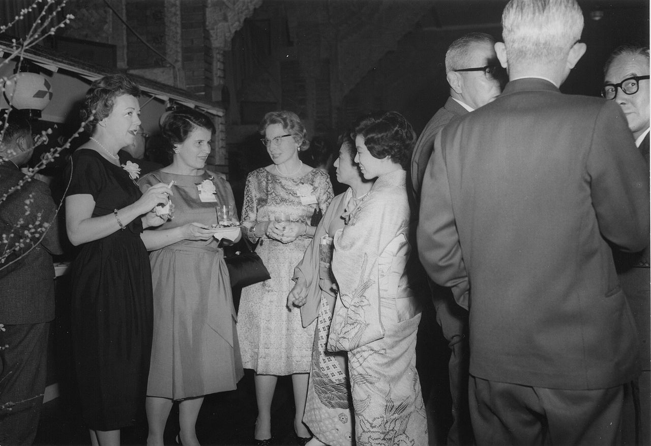 CocktailParty-1280x876_m